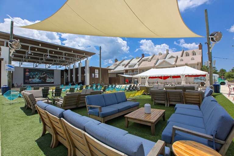 The-Hub-Lounge