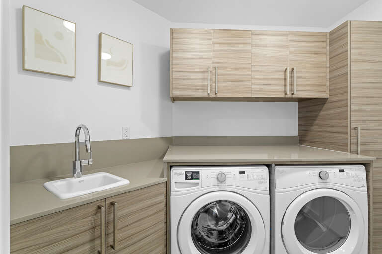 24-1900-Ninety-Eight-802-Laundry