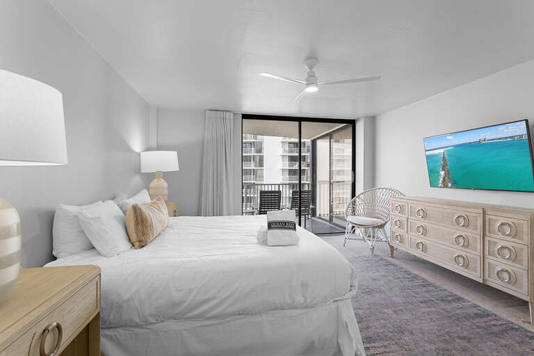 24-Mainsail-158-Primary-Bedroom