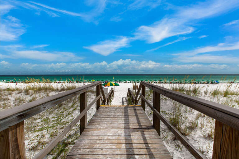 Mainsail Beach Access