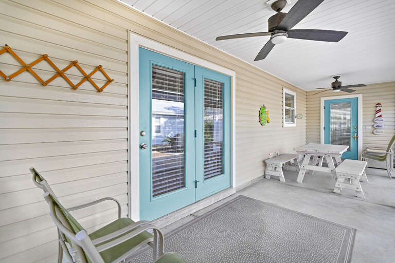 24-Sea-Breeze-Cottage-Screened-Porch