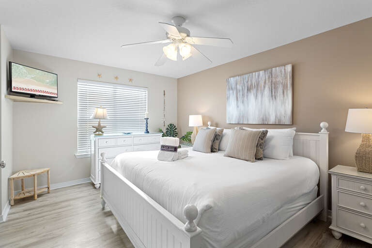 Sea Breeze Cottage Master Bedroom