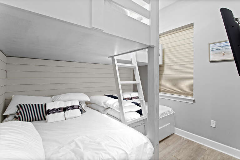 24-Seagrove-Highlands-2307-Bunk-Room 24-Seagrove-Highlands-2307-Bunk-Room
