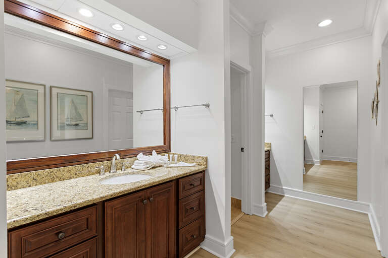 24-Tivoli-5442-Guest-Bathroom