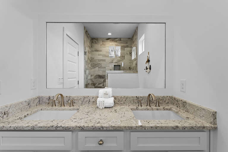 24-Watercolors-Guest-Bathroom-5