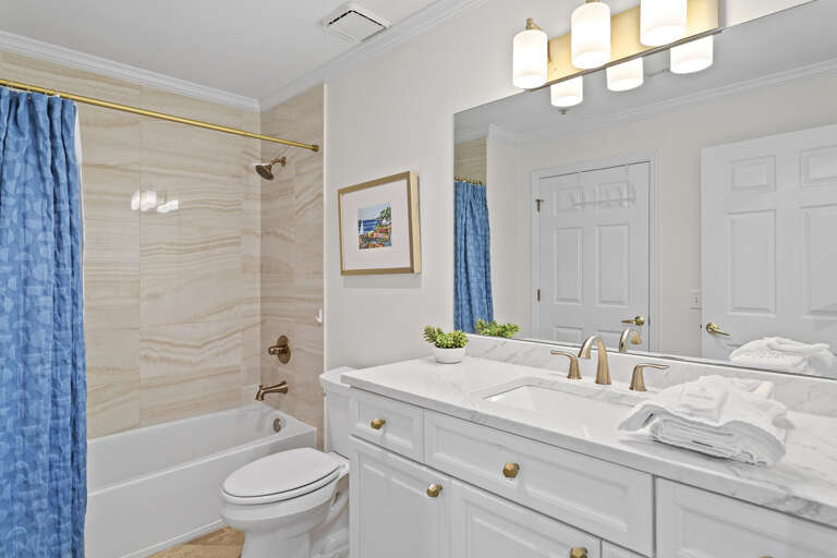 24-Amalfi-Coast-202A-Guest-Bathroom-2