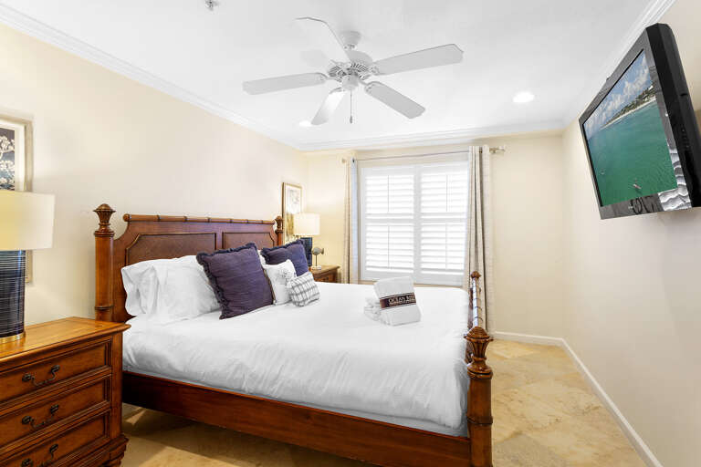 24-Amalfi-Coast-202A-Guest-Bedroom