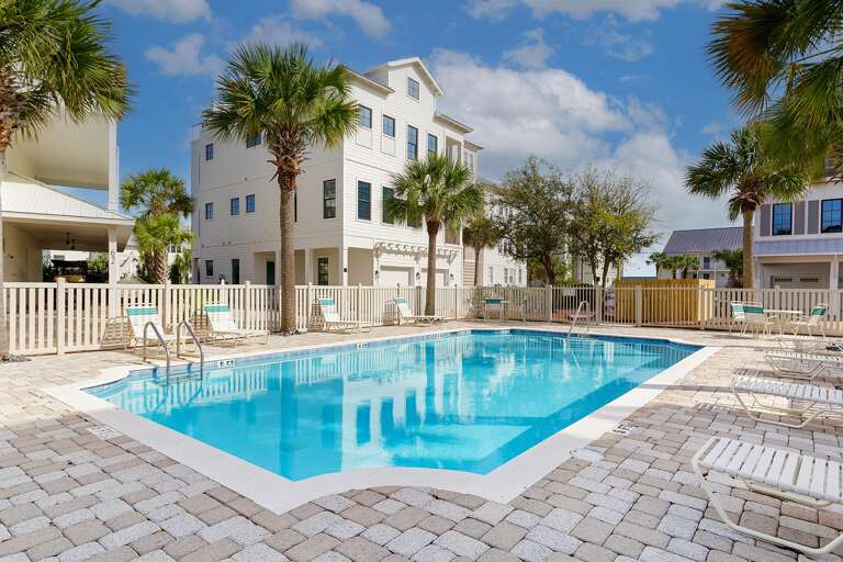 24-Dalton-Place-Pool