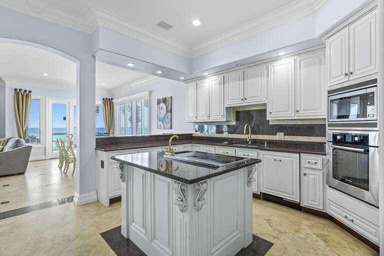 24-Camelot-Kitchen 24-Camelot-Kitchen