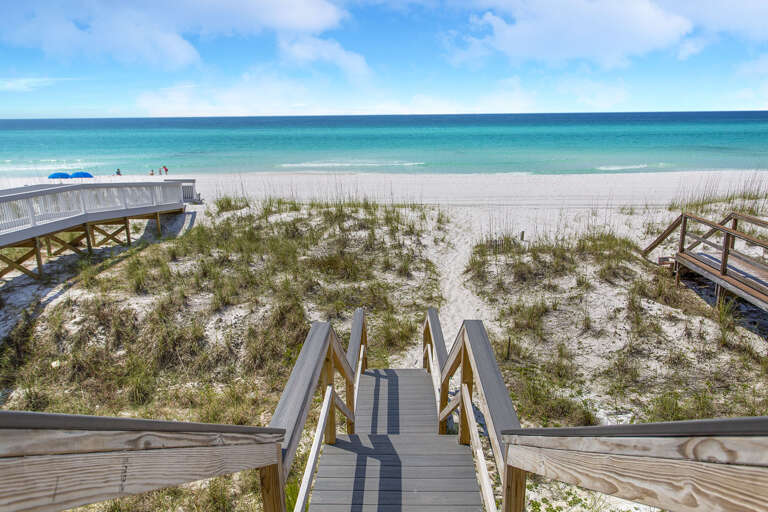 24-Camelot-Beach-Access