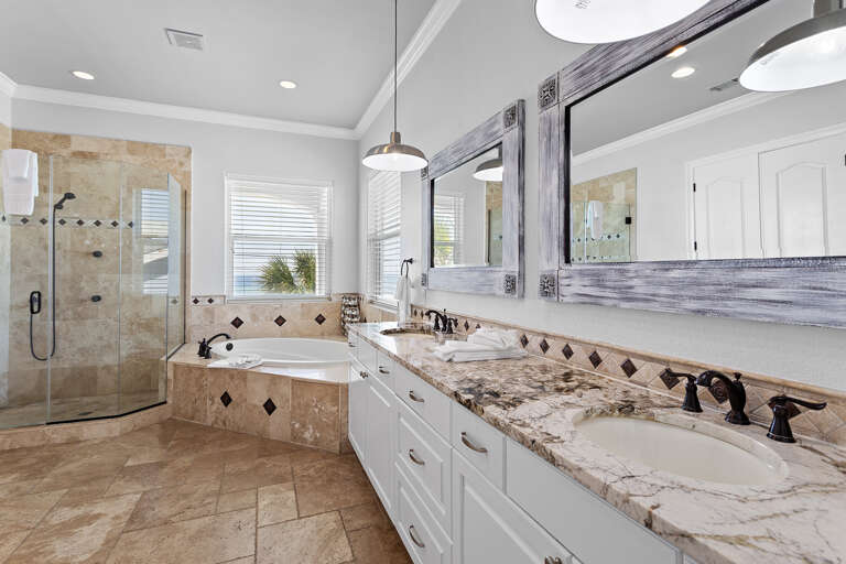 24-Commanders-Palace-Primary-Bathroom