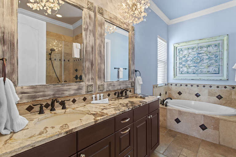 Commanders Palace Guest Bathroom
