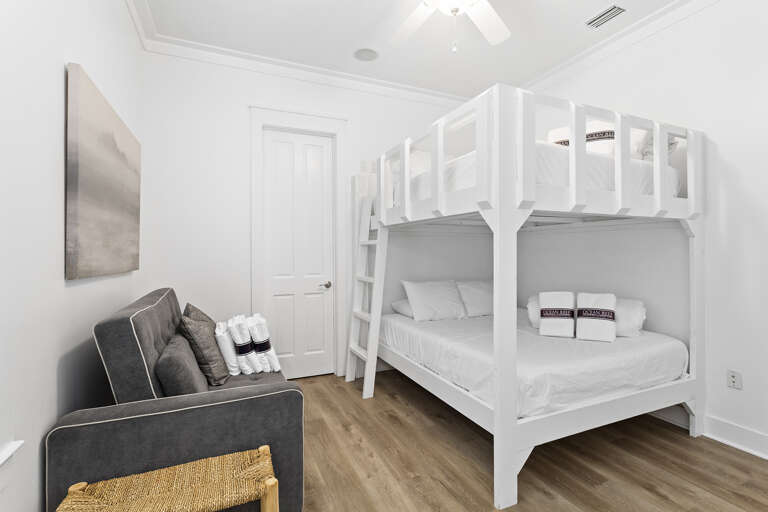 Slice of Paradise Guest Bedroom 5 Slice of Paradise Guest Bedroom 5