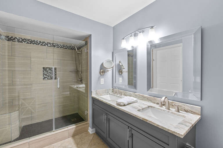 Amalfi Coast 108A Master Bathroom