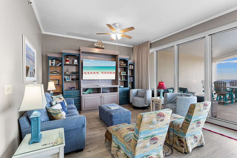 Tides 1411 Living Room