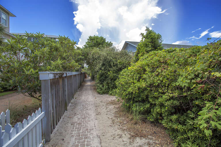 21-Gulfside-Cottages-Beach-Walkway