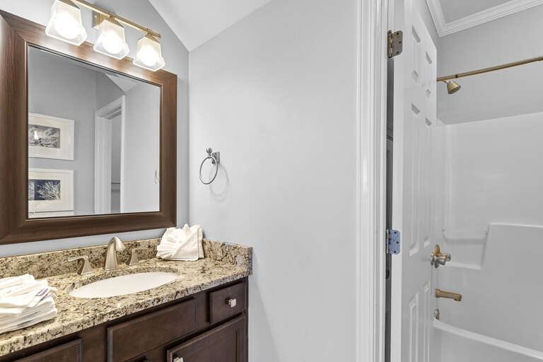 Sea Spray Cottage Guest Bathroom 2