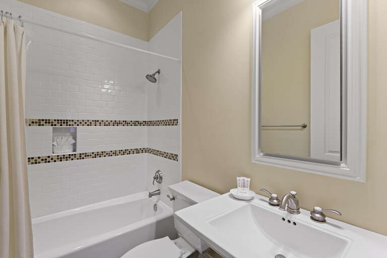 Golden Sand Guest Bathroom 3