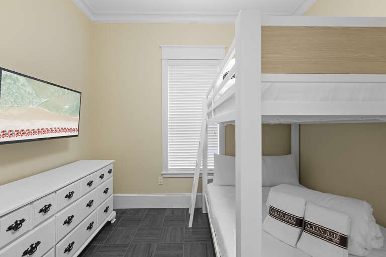 Golden Sand Guest Bedroom 3