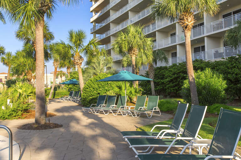 Sterling-Shores-Pool-Furniture