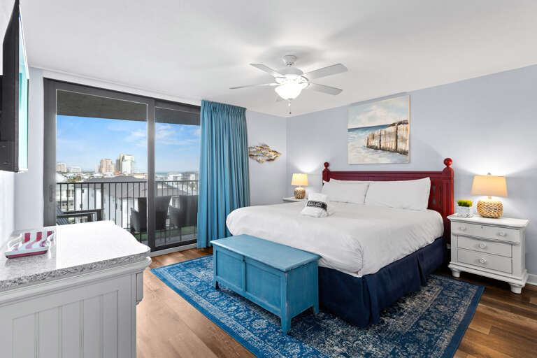 Mainsail 352 Master Bedroom