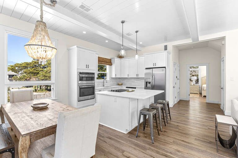 Buddy Street Retreat Kitchen Alt