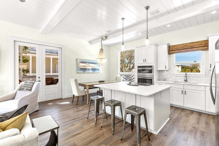 Buddy Street Retreat Kitchen