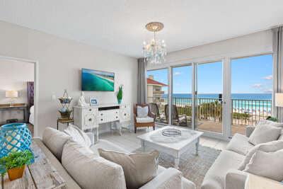 Tides 304 Living Room