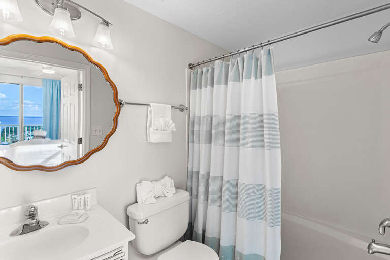 17-GuestBath-A-1