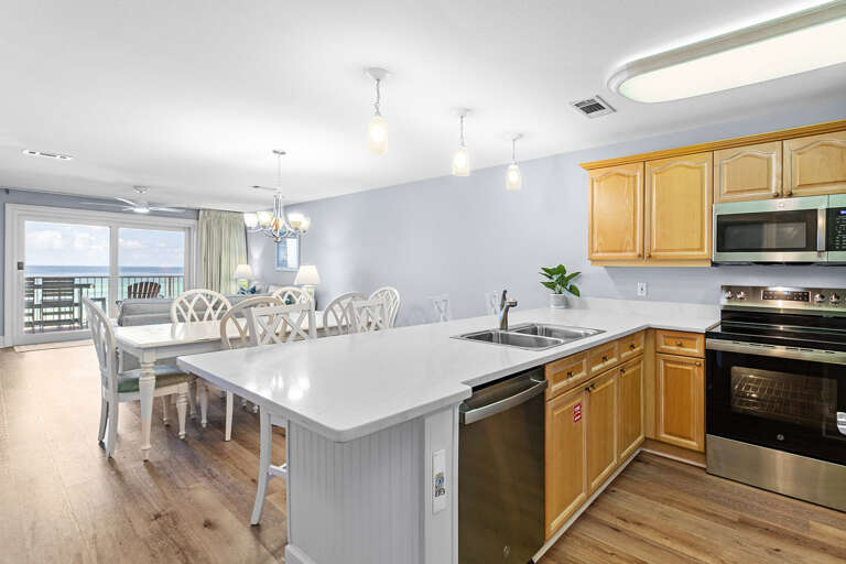 Crystal Dunes 206 Kitchen Alt