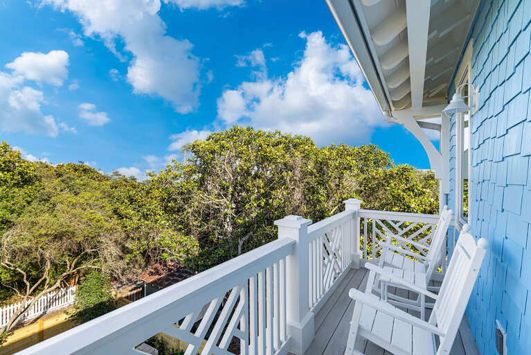 Life's Grayt Balcony Alt 2