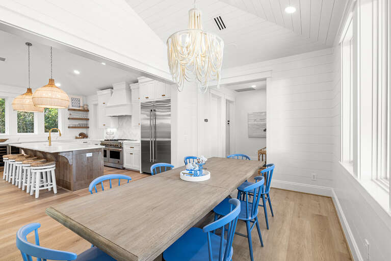 Life's Grayt Dining 2