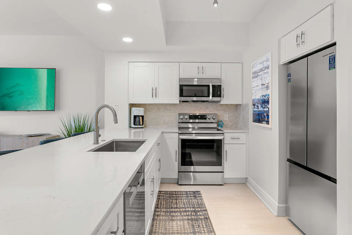 Ariel Dunes I 1606 Kitchen Alt Ariel Dunes I 1606 Kitchen Alt