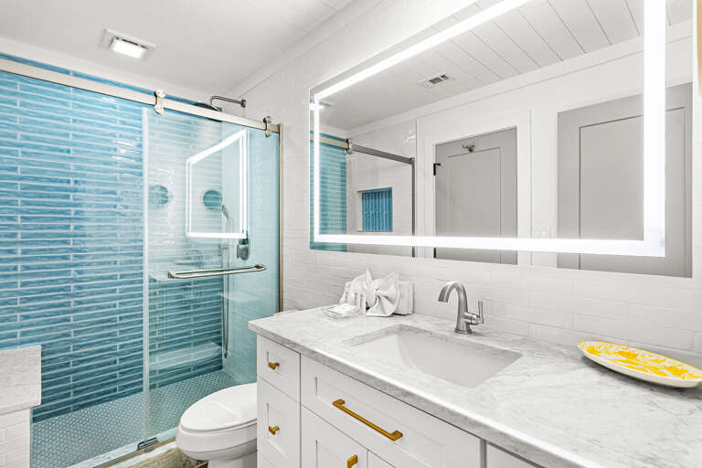 Boardwalk Villas 298 Guest Bathroom 2