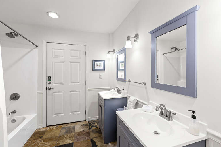 SPF 30A Master Bathroom