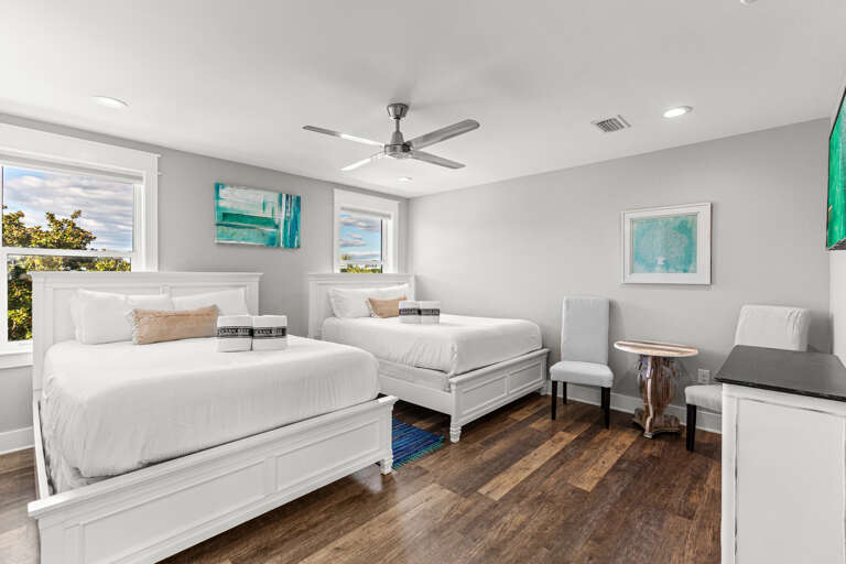 Salty Stingray Guest Bedroom 4