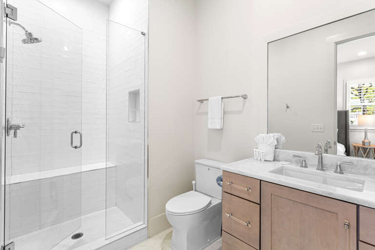 Magnolia Manor Guest Bathroom 2