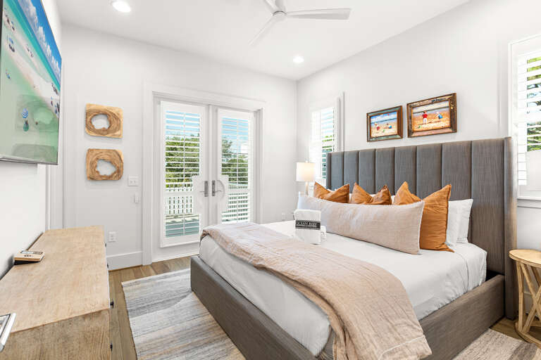 Magnolia Manor Guest Bedroom 2