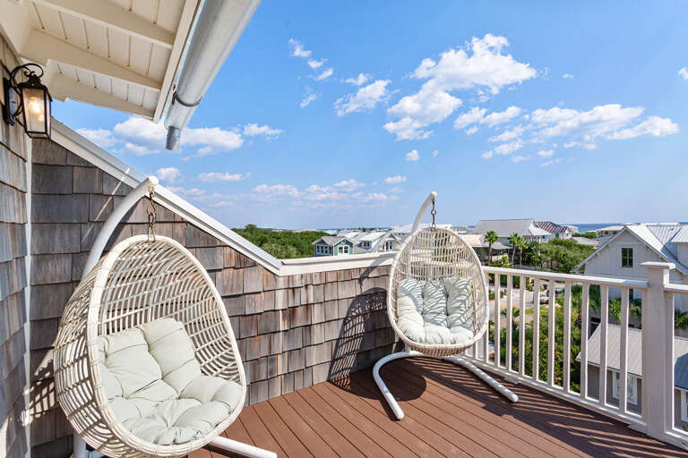 Magnolia Manor Balcony 2 Alt 2