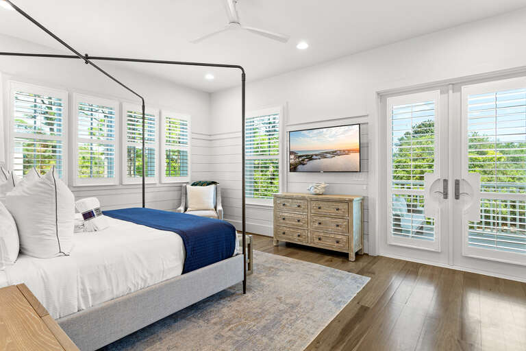 Magnolia Manor Master Bedroom Alt