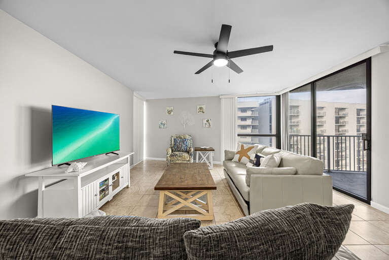 Mainsail 268 Living Room Alt