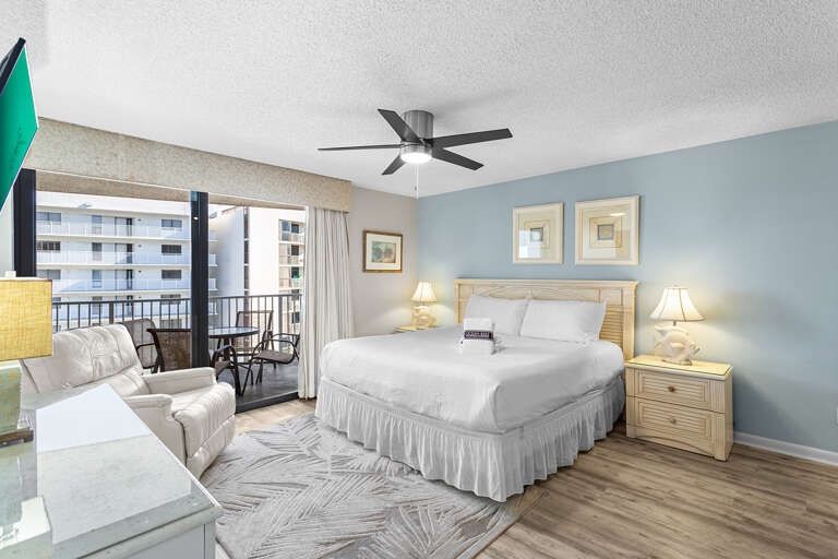 Mainsail 268 Primary Bedroom