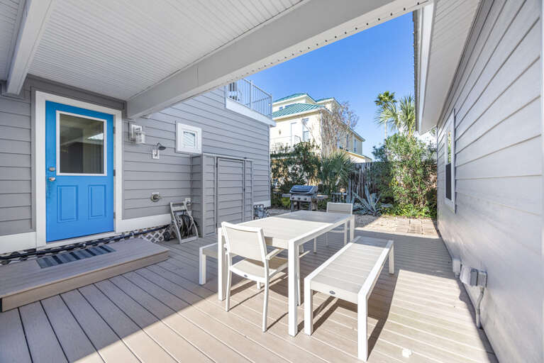 Gulfside Getaway Patio
