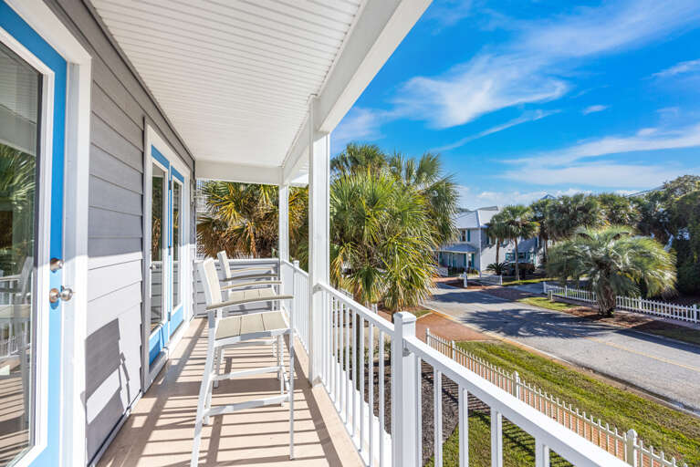 Gulfside Getaway Balcony Alt 2