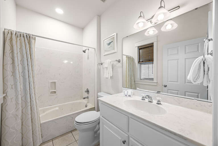 Sunny Seagrove Guest Bathroom 2