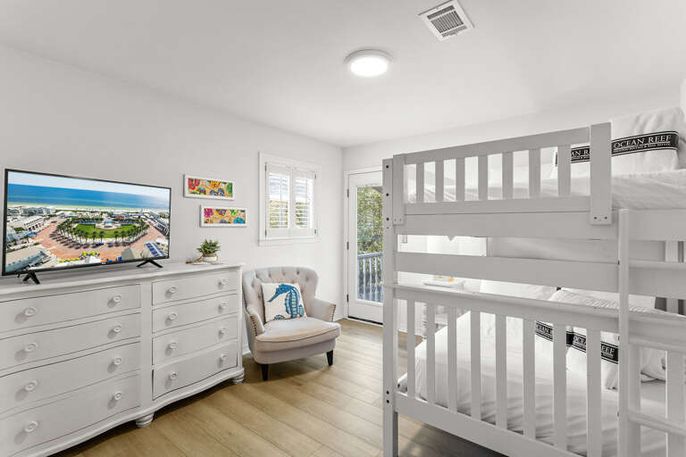 Turquoise Turtle Cottage Bunk Room