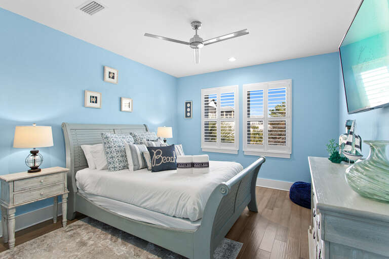 Charlotte's Sea Cottage Guest Bedroom