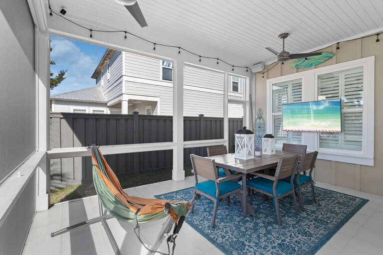 Charlotte's Sea Cottage Patio Alt