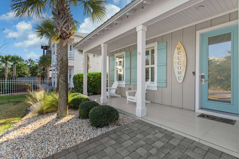 Charlotte's Sea Cottage Porch