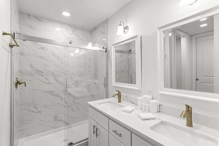 Gulf Place Residences 110 Primary Bathroom